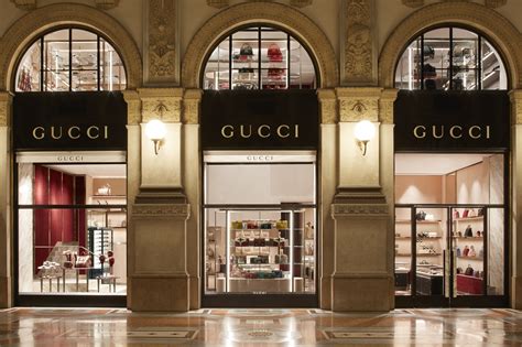 gucci milan address|boutique gucci milan.